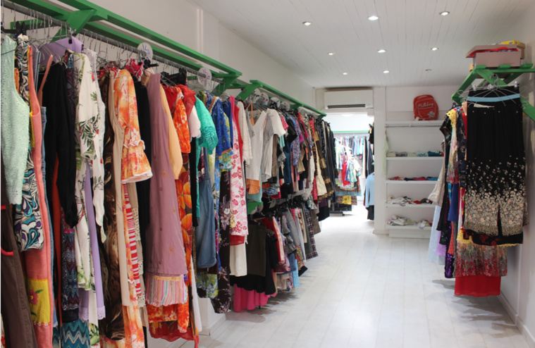 Un magasin de vêtements où échanger au lieu d’acheter Un magasin de vêtements où échanger au lieu d’acheter