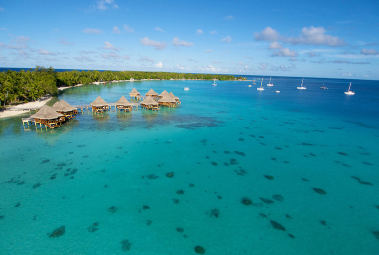 Le Kia Ora Resort & Spa compte actuellement 10 bungalows sur pilotis. (© Kia Ora Resort & Spa) Le Kia Ora Resort & Spa compte actuellement 10 bungalows sur pilotis. (© Kia Ora Resort & Spa)