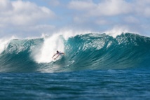 Surf- Billabong Pipe Master. Le suspense à son comble pour le titre de champion du monde. Surf- Billabong Pipe Master. Le suspense à son comble pour le titre de champion du monde.