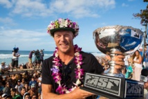 Surf- Billabong Pipe Master. Slater remporte le Pipe, Fanning est champion du monde, une deuxième victoire pour John John Florence sur la Triple Crown. Surf- Billabong Pipe Master. Slater remporte le Pipe, Fanning est champion du monde, une deuxième victoire pour John John Florence sur la Triple Crown.