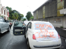 Le 17 décembre 2012, les infirmiers protestaient en ville et jusque devant la vice-présidence du Pays pour protester contre la baisse de 5% de leurs tarifs. Un an plus tard, ils rappellent que les retards de paiement de la CPS des prestations faites aux patients du RSPF deviennent insupportables.