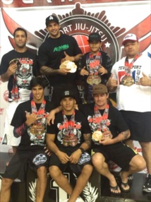 Jiu Jitsu – Carton plein pour les Tahitiens aux ‘Worlds BJJ Tournament’ en Californie Jiu Jitsu – Carton plein pour les Tahitiens aux ‘Worlds BJJ Tournament’ en Californie