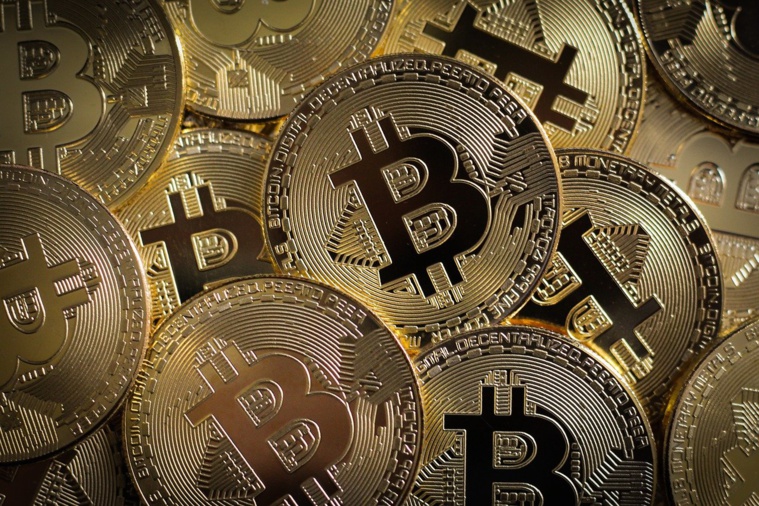 Le bitcoin tombe sous 40.000 dollars pour la 1e fois depuis fin septembre Le bitcoin tombe sous 40.000 dollars pour la 1e fois depuis fin septembre