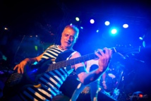 Lolita Rock s'attaque à Johnny Lolita Rock s'attaque à Johnny