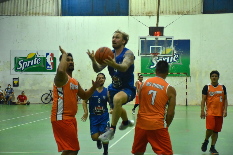 Les joueurs de JT se sont fait peur en fin match, mais se sont logiquement imposés.