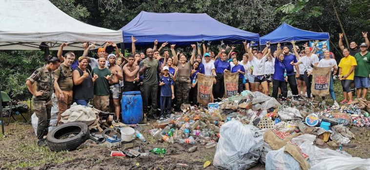 Quatre tonnes de déchets ramassés vallée de Tipaerui Quatre tonnes de déchets ramassés vallée de Tipaerui