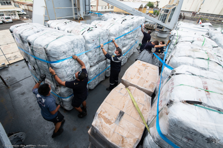 Deux patrouilleurs et deux avions de l'Armée aux Tonga Deux patrouilleurs et deux avions de l'Armée aux Tonga