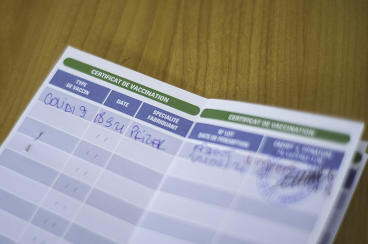 Carnets de vaccination falsifiés : enquête ouverte pour faux et usage de faux Carnets de vaccination falsifiés : enquête ouverte pour faux et usage de faux