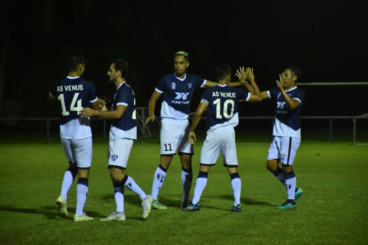Vénus remporte un spectaculaire derby de Mahina Vénus remporte un spectaculaire derby de Mahina