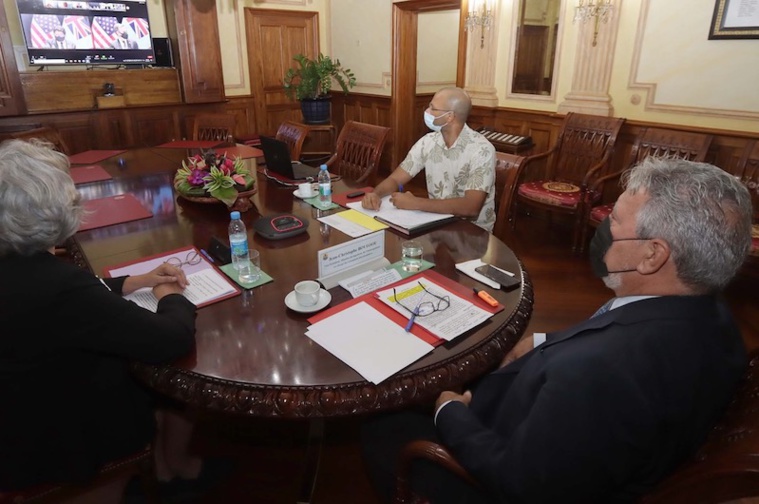 le Pays aimerait un consulat général américain au fenua le Pays aimerait un consulat général américain au fenua