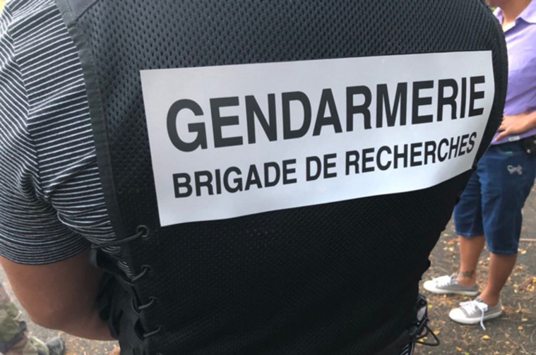 Du paka, de l'ice et six millions saisis à Faa'a Du paka, de l'ice et six millions saisis à Faa'a