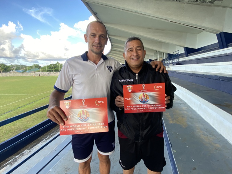 Samuel Garcia aux côtés de son adjoint, Moise Tetuanui. Samuel Garcia aux côtés de son adjoint, Moise Tetuanui.