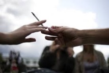 Peillon: le cannabis au lycée, question de "santé publique" appelant une réponse "globale"