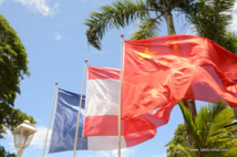 La semaine dernière le palais présidentiel polynésien avait affiché les couleurs de la France, du Pays et de la Chine.
