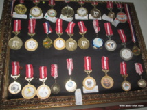 Teie tetahi o te mau feti'a o tā Jasmine i fa'aho'i mai. Teie tetahi o te mau feti'a o tā Jasmine i fa'aho'i mai.