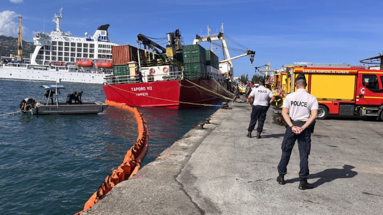 Le Taporo VI prend le relai du VII Le Taporo VI prend le relai du VII