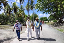 Tuamotu : fin de la tournée État-Pays