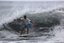 Surf Junior – William Peckett, magistral à Papenoo Surf Junior – William Peckett, magistral à Papenoo
