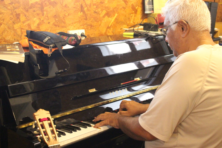 Une 2e édition de "Himene a tau" pour rendre hommage à Yves Roche Une 2e édition de "Himene a tau" pour rendre hommage à Yves Roche