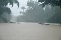 Cyclone Edna en Calédonie: un mort et un enfant diparu