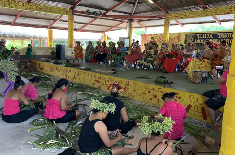 Les femmes de Ua Pou fêtent leur identité Les femmes de Ua Pou fêtent leur identité