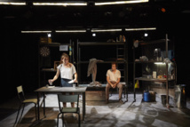 Un huis clos pour un moment d'évasion Un huis clos pour un moment d'évasion