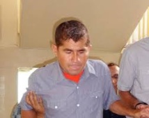 Le naufragé du Pacifique demande le respect de son intimité à son retour au Salvador