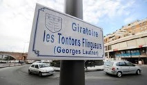 Les Tontons flingueurs descendent du brutal sur un rond-point de Montauban