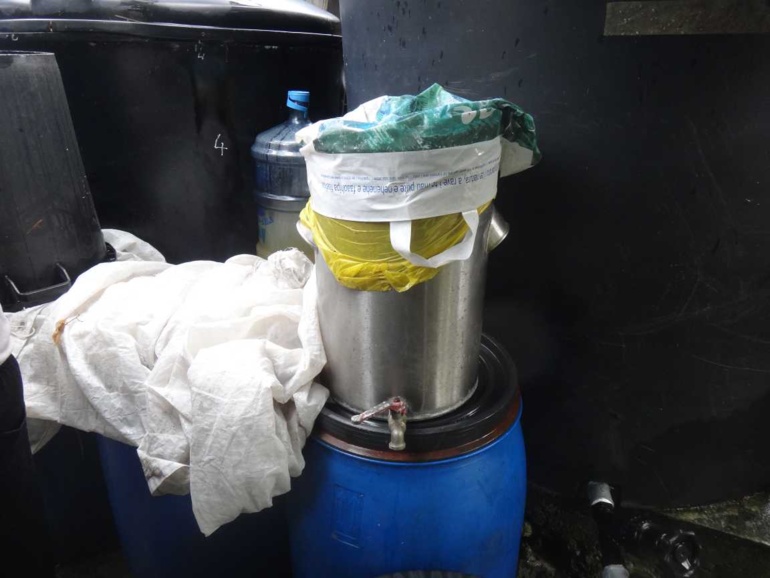 Interpellation d'un producteur de Komo à Huahine Interpellation d'un producteur de Komo à Huahine