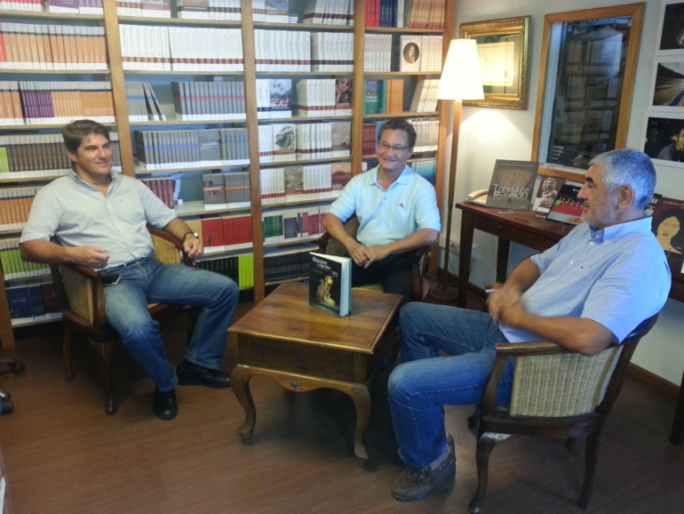 Remise de chèque "Au vent des îles" au profit de l'Association Village d’Enfants SOS Polynésie Française
