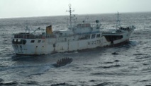 La frégate Prairial contrôle neuf navires de pêche étrangers La frégate Prairial contrôle neuf navires de pêche étrangers