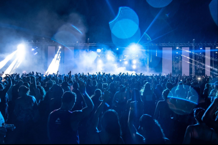 Walshy Fire & Babey Drew au parc Vairai Walshy Fire & Babey Drew au parc Vairai