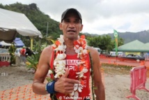 Marathon de Moorea – Georges Richmond et Sophie Gardon s'imposent à nouveau Marathon de Moorea – Georges Richmond et Sophie Gardon s'imposent à nouveau