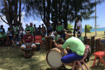 Les collégiens de Huahine renouent avec les traditions Les collégiens de Huahine renouent avec les traditions