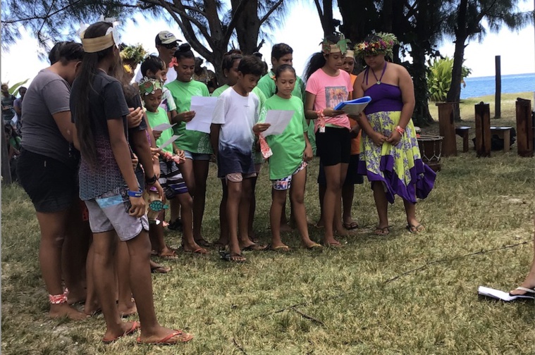 Les collégiens de Huahine renouent avec les traditions Les collégiens de Huahine renouent avec les traditions