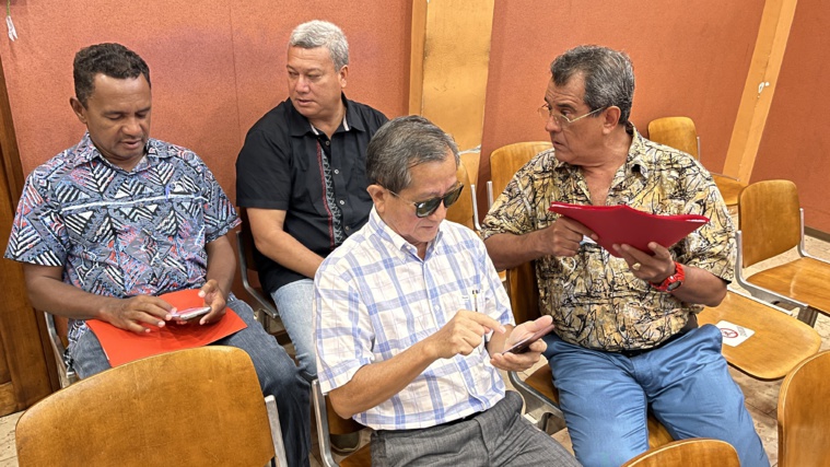 Le mariage Alpha pourrait leur coûter cher Le mariage Alpha pourrait leur coûter cher