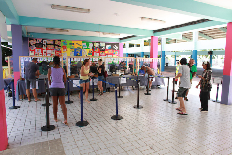 Marine Le Pen créé la surprise à Arue Marine Le Pen créé la surprise à Arue