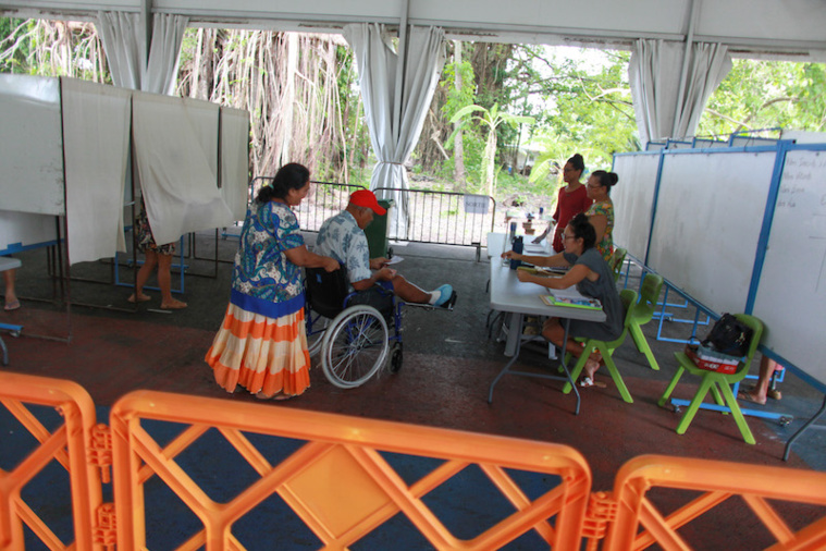 Le Pen s'invite à Papara Le Pen s'invite à Papara