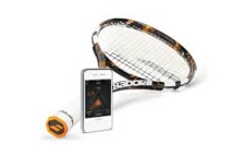La raquette de tennis fait sa révolution électronique