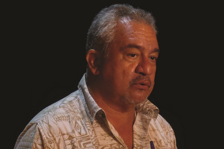 Le ministre de la Culture et de l'Environnement, Heremoana Maamaatuaiahutapu, veut organiser un grand concert à To'ata pour clôturer le sommet.