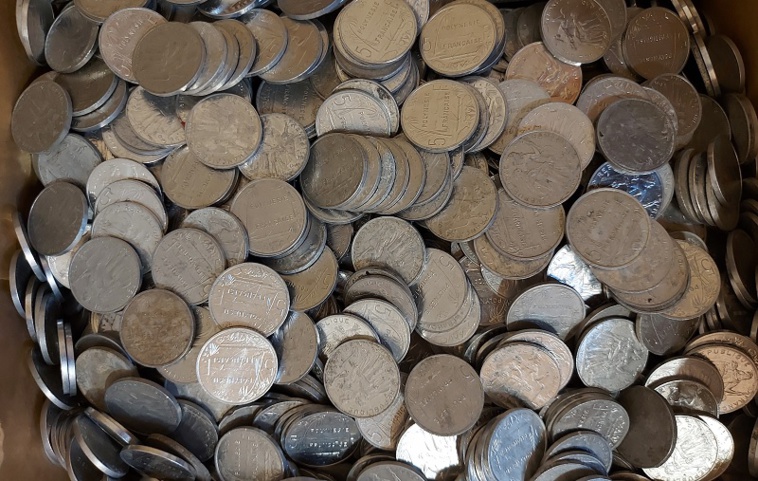 Le retard du fret maritime donne 6 mois de sursis aux tōtā Le retard du fret maritime donne 6 mois de sursis aux tōtā