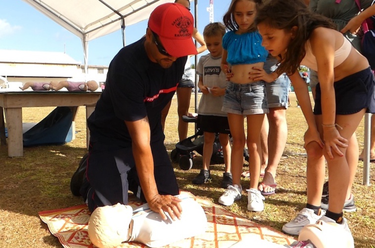 Rangiroa a la bonne "Ea'ttitude" Rangiroa a la bonne "Ea'ttitude"