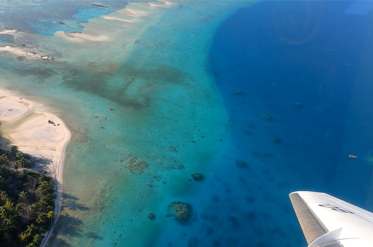 Bulletins de vote largués à Rapa, Tematangi et Hereheretue Bulletins de vote largués à Rapa, Tematangi et Hereheretue