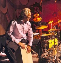 Efrain Toro percussionniste de renommée internationale 18 et 19 Avril au Petit Théatre de la Maison de la Culture Efrain Toro percussionniste de renommée internationale 18 et 19 Avril au Petit Théatre de la Maison de la Culture