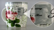 Allemagne: des tasses avec un portrait de Hitler mise en vente par erreur Allemagne: des tasses avec un portrait de Hitler mise en vente par erreur