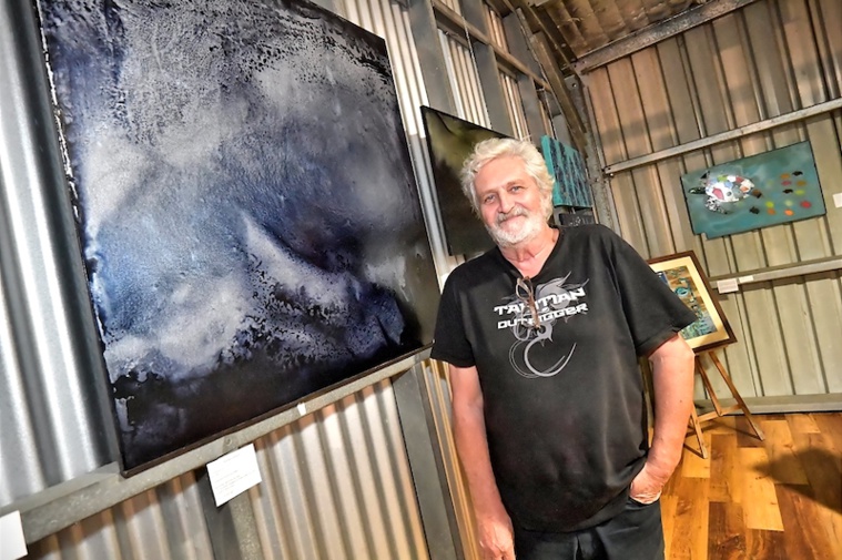 La force et le mystère des profondeurs avec Patrick Guichard. La force et le mystère des profondeurs avec Patrick Guichard.