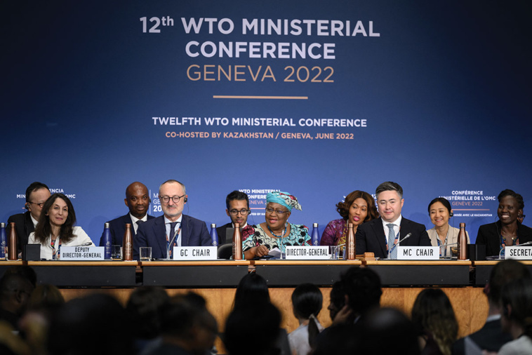 Fabrice COFFRINI / POOL / AFP