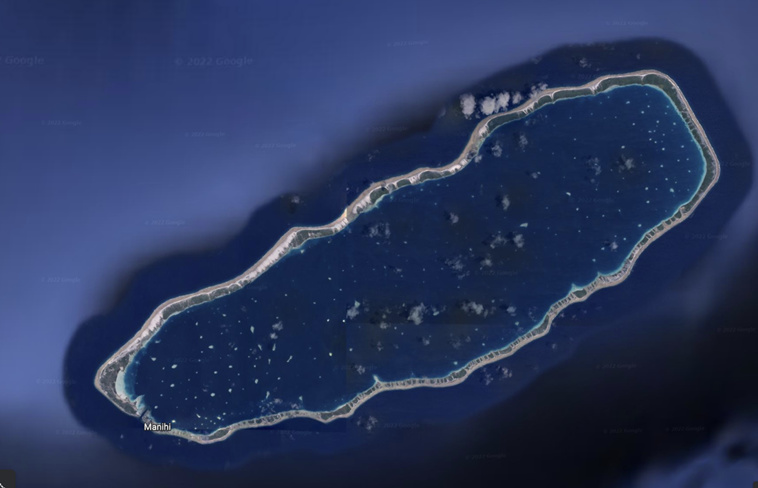 Bouteau une courte tête devant Le Gayic à Manihi Bouteau une courte tête devant Le Gayic à Manihi