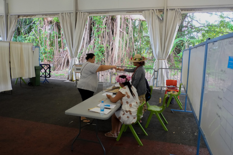 Chailloux très loin devant à Papara Chailloux très loin devant à Papara