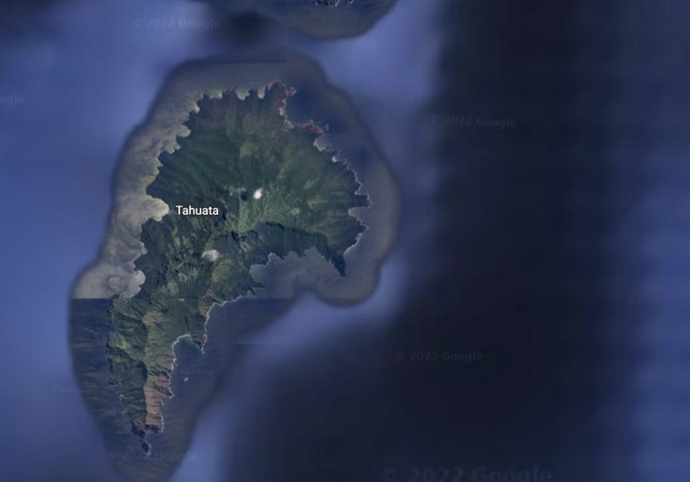 Nicole Bouteau très largement devant à Tahuata Nicole Bouteau très largement devant à Tahuata